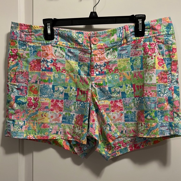 Lilly Pulitzer Pants - Women’s state of mind 50 states callahan shorts